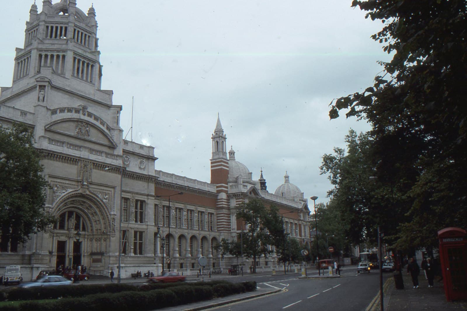The Victoria and Albert Museum seen from Cromwell Road